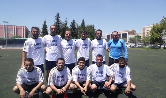 Ceylanspor üçüncülük kupasını aldı