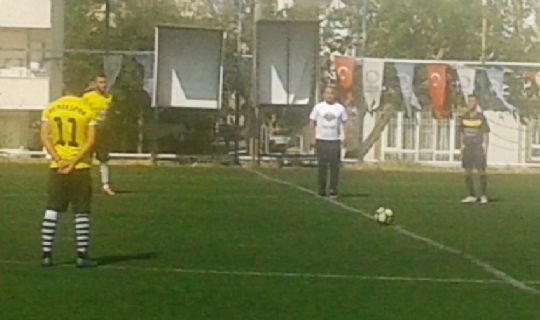 DEMİRSPOR CAMCIOĞLUSPOR’U SİLDİ SÜPÜRDÜ 12-2