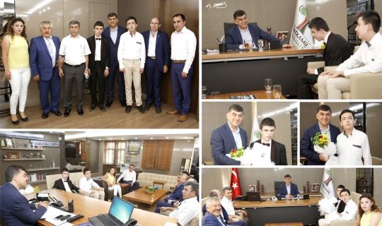 BAŞKAN FADILOĞLU’NA ANLAMLI ZİYARET  -GÖRME ENGELLİ MİRAÇ VE GÖKTUĞ BAŞKAN FADILOĞLU’NU ZİYARET ETTİ