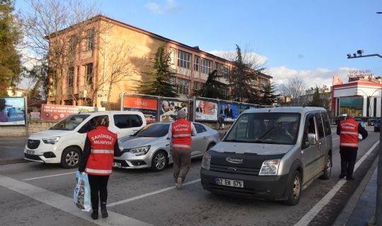 ŞAHİNBEY BELEDİYESİ ‘İFTARA BEŞ KALA’ İLE VATANDAŞLARIN YANINDA