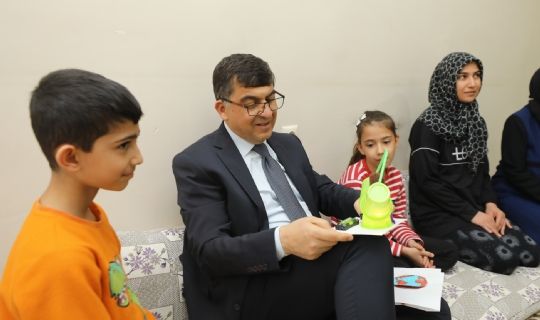 FADILOĞLU; ÖNCE VELİ TOPLANTISINA KATILDI, SONRA EVDE ZİYARET ETTİ