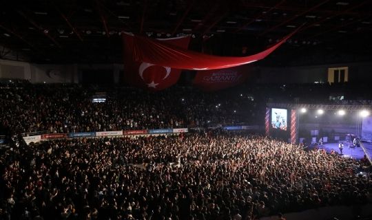 BÜYÜKŞEHİR&#146;DEN EYPİO KONSERİ!