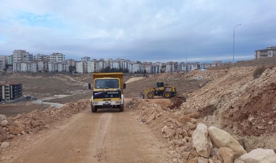 ŞAHİNBEY BELEDİYESİ’NİN YOL AÇMA ÇALIŞMALARI DEVAM EDİYOR