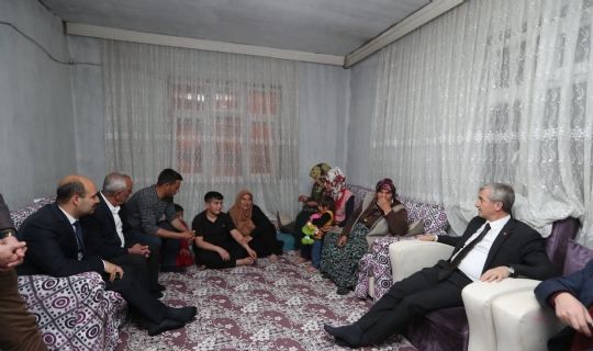 BAŞKAN TAHMAZOĞLU RAMAZAN AYINDA EVLERE MİSAFİR OLUYOR   