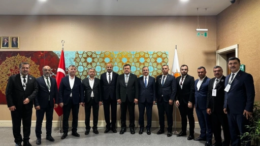 AK Parti Gaziantep heyetinden Genel Merkeze çıkarma!