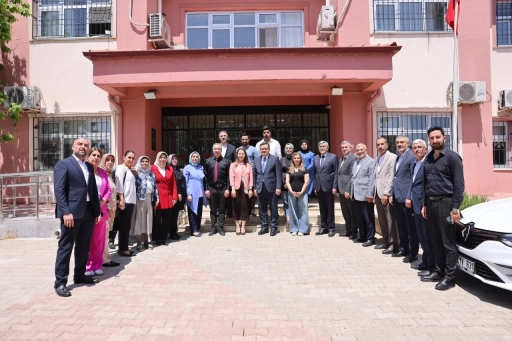 AK Parti Gaziantep Teşkilatı Bayramın İlk Günü Sahadaydı Fedaioğlu: “Adımız Kardeşlik, Soyadımız Türkiye”