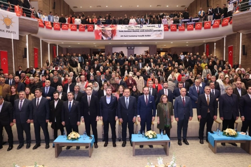 AK Parti Genel Başkan Yardımcısı K&uuml;rşad Zorlu, Gaziantep&rsquo;te Teşkilatla Bir Araya Geldi
