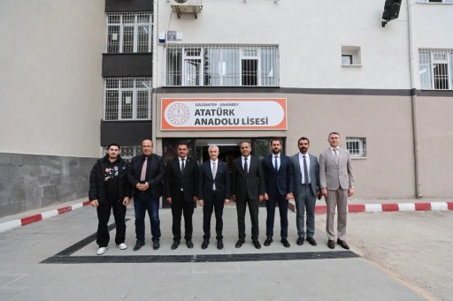 Başkan Mehmet Tahmazoğlu, 24 Kasim’da Öğretmenleri Yalniz Birakmadi