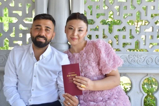 Bir &Ouml;mre Evet Dediler