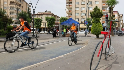 Büyükşehir yeşil ulaşım bisiklet yolunu 100 km’ye çıkardı