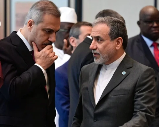 Esad'ın akıbetini se&ccedil;tiler! 'Pezeşkiyan form&uuml;l&uuml;' reddedildi