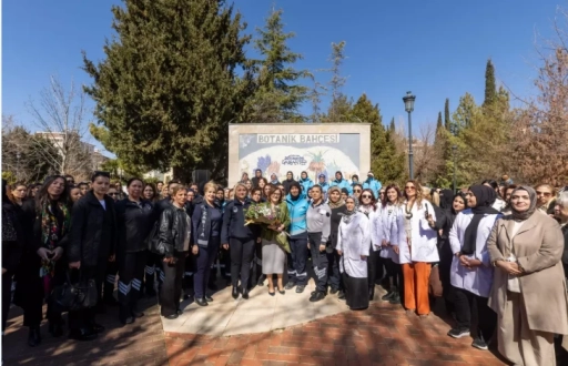 Fatma Şahin 8 Mart'ta kadın &ccedil;alışanlarla buluştu: Hedef y&uuml;zde 50