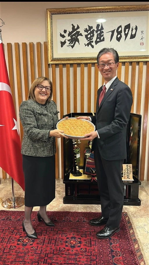 Fatma Şahin&rsquo;den m&uuml;jde: Japonya, Gaziantep dahil sınır illerine seyahat yasağını kaldırdı