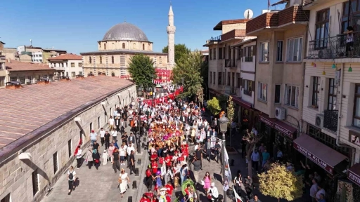 "GastroANTEP Kültür Yolu Festivali" renkli görüntülerle başladı