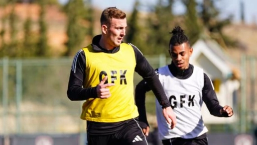 Gaziantep FK&rsquo;da Başakşehir Mesaisi S&uuml;r&uuml;yor: Başkan Memik Yılmaz Antrenmanı Takip Etti