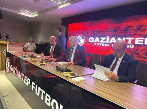 Gaziantep FK Kongresine TBMM İdari Amiri Sermet Atay Başkanlık Etti