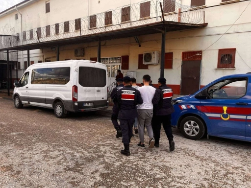 Gaziantep&rsquo;te 12 Yıl Hapis Cezası Bulunan 2 Şahıs Yakalandı