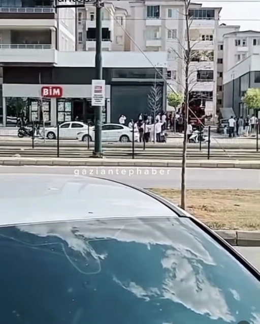 Gaziantep’te 5. Kattan Düşen Kapıcı Hayatını Kaybetti