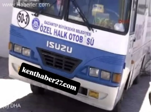 Gaziantep’te Bayram Yolculuğu kabusa döndü: Belediye Otobüsü evin duvarına girdi.
