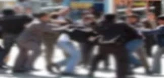 Gaziantep&rsquo;te Bı&ccedil;aklı Kavga &Ccedil;atışmaya D&ouml;n&uuml;şt&uuml; 2 Yaralı