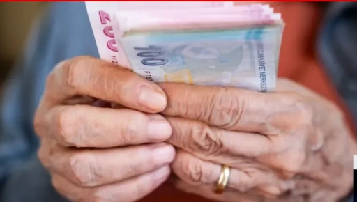 Gaziantep&rsquo;te emeklilere bayram sevinci: İkramiye 5 bin TL&rsquo;ye &ccedil;ıkıyor