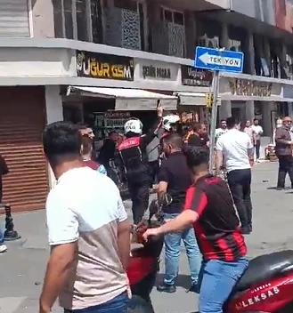 Gaziantep’te Galatasaray ve Trabzonlu Taraftarların Kavgasına Silahlı Müdahale