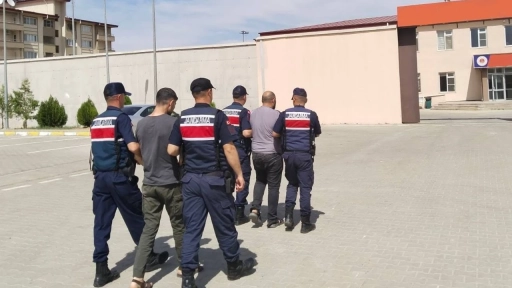 Gaziantep’te göçmen kaçakçılarına operasyon! 4 şüpheli tutuklandı