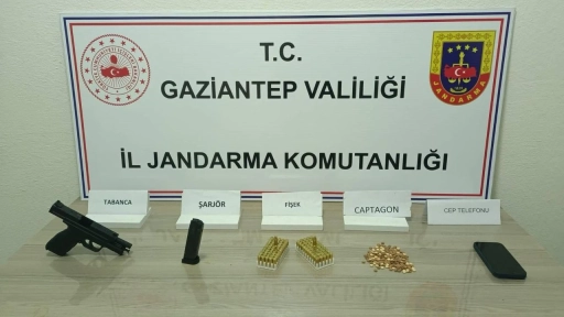 Gaziantep’te Jandarma uyuşturucu satıcılarına göz açtırmıyor