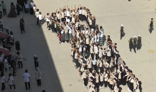 Gaziantep’te öğrencilerden Gazze’ye koreografili destek
