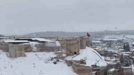 Gaziantep&rsquo;te soğuk alarmı: Valilikten kar, buzlanma ve don uyarısı