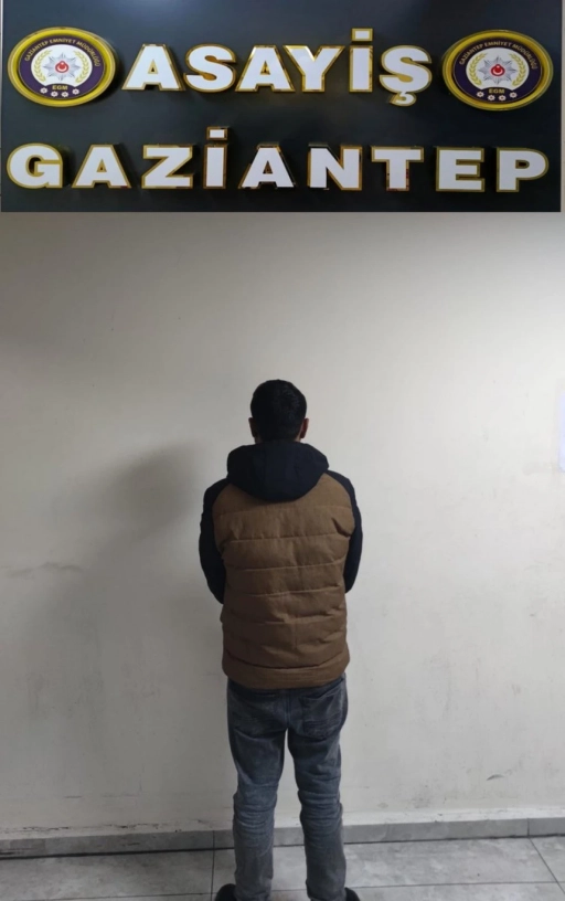 Gaziantep&rsquo;te Uyuşturucu H&uuml;k&uuml;ml&uuml;s&uuml; Yakalandı