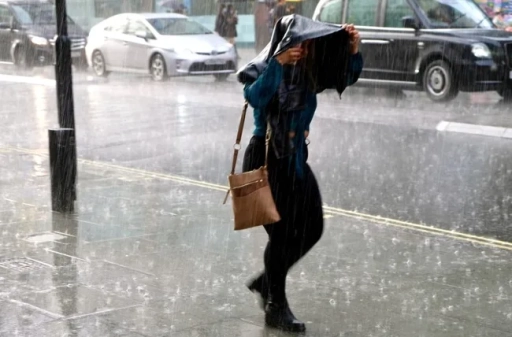 Gaziantep Valiliği&rsquo;nden Meteorolojik Uyarı: Kuvvetli Sağanak ve Fırtınaya Dikkat