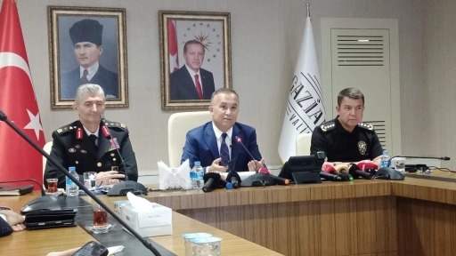 Gaziantep Valisi Çeber'den flaş açıklama! FETÖ'ye yönelik en büyük operasyon!