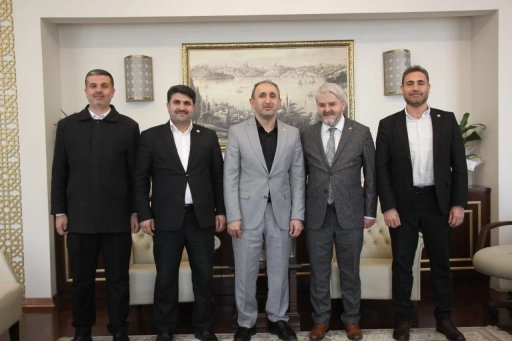 H&Uuml;DA PAR Milletvekili Demir Gaziantep'te &ccedil;eşitli ziyaretlerde bulundu