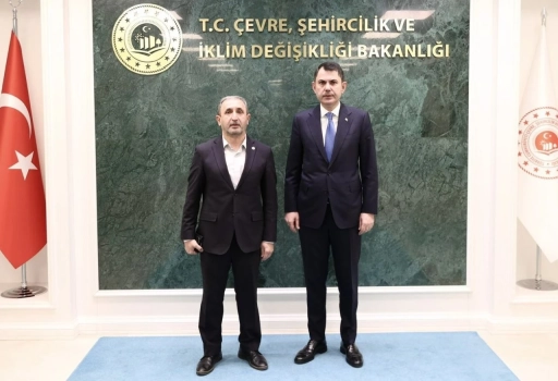 HÜDA Parlı Demir’den Bakan Kurum’a Deprem ve TOKİ Ziyareti