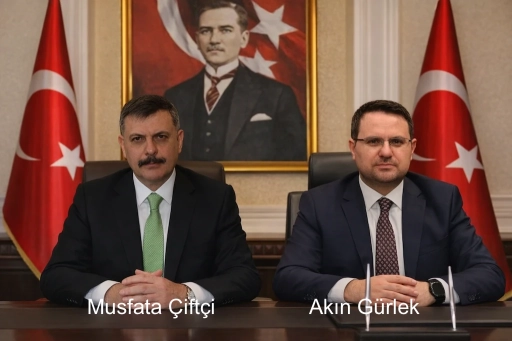 İ&ccedil;işleri ve Adalet Bakanları Değişti