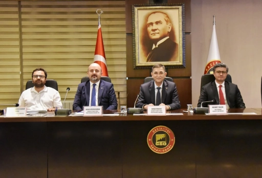 Makine Metal Sektör Toplantisi GSO'da Gerçekleştirildi