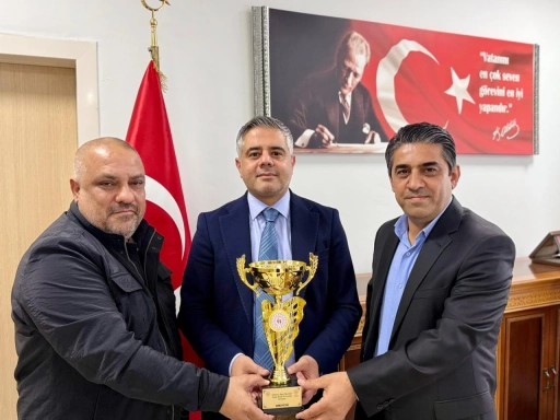 Mardin 3. Kamu Spor Oyunları Masa Tenisi Turnuvası Şampiyonu İl Sağlık Müdürlüğü ekibi!