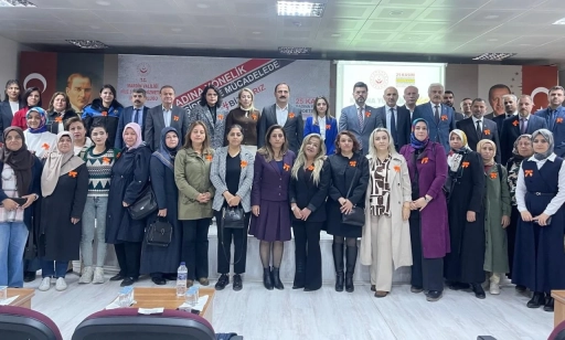 Mardin’de 25 Kasım’da Kadına Yönelik Şiddetle Mücadele Programı Düzenlendi