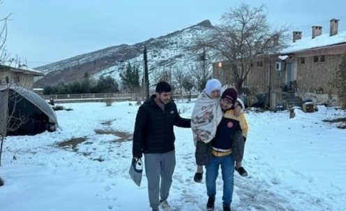 Mardin&rsquo;de Sağlık Ekipleri Zorlu Kış Şartlarına Rağmen G&ouml;rev Başında