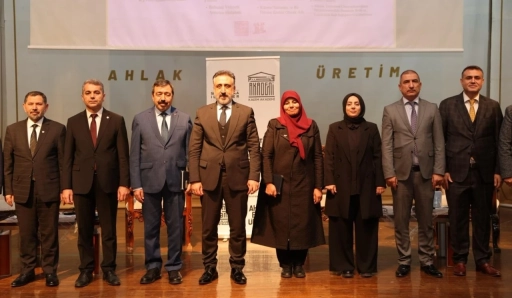 MAÜ’de 2025 Aile Yılının Akademik Zirvesi