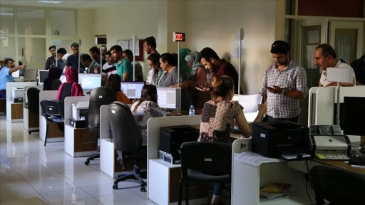 N&uuml;fus M&uuml;d&uuml;rl&uuml;klerinde &ldquo;Zam&rdquo; Kuyruğu. Gaziantep&rsquo;te Son 3 G&uuml;nde Yoğunluk Zirve Yaptı