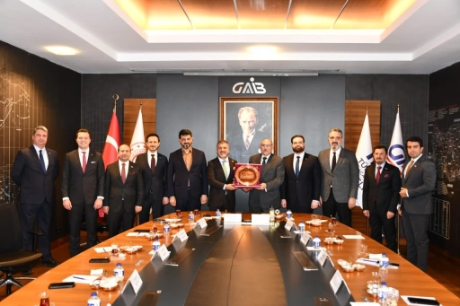 Paraguay B&uuml;y&uuml;kel&ccedil;isi&rsquo;nden Gaziantep&rsquo;te G&uuml;neydoğulu İhracat&ccedil;ılara Yatırım ve İş Birliği &Ccedil;ağrısı