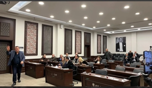 Şehitkamil Belediye Meclisi’ndeki Krizin Ardından Gözler Katılmayan Üyelere Çevrildi