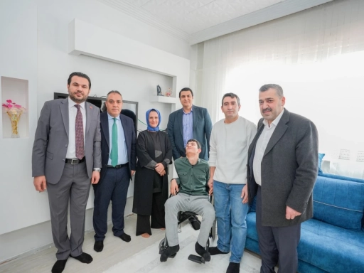 Şehitkamil Belediyesi&rsquo;nden İhtiya&ccedil; Sahiplerine Tekerlekli Sandalye Desteği