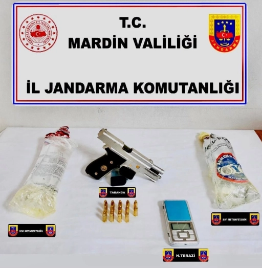 Serum &Uuml;nitesine Gizlenen 2 Litre Sıvı Metamfetamin Ele Ge&ccedil;irildi