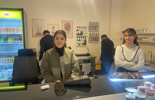 Şırnaklı gen&ccedil; girişimci Pınar Acar, Art Chocolate Cafe ile kente modern tatlar kazandırdı