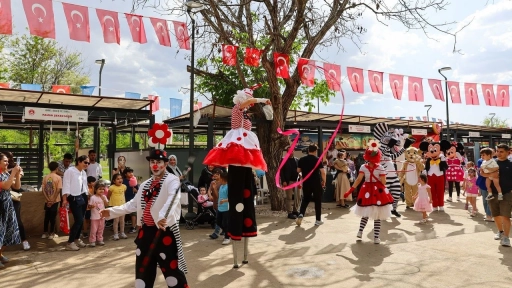 Türkiye’nin ilk Anne-Bebek Festivali renkli görüntülerle son buldu